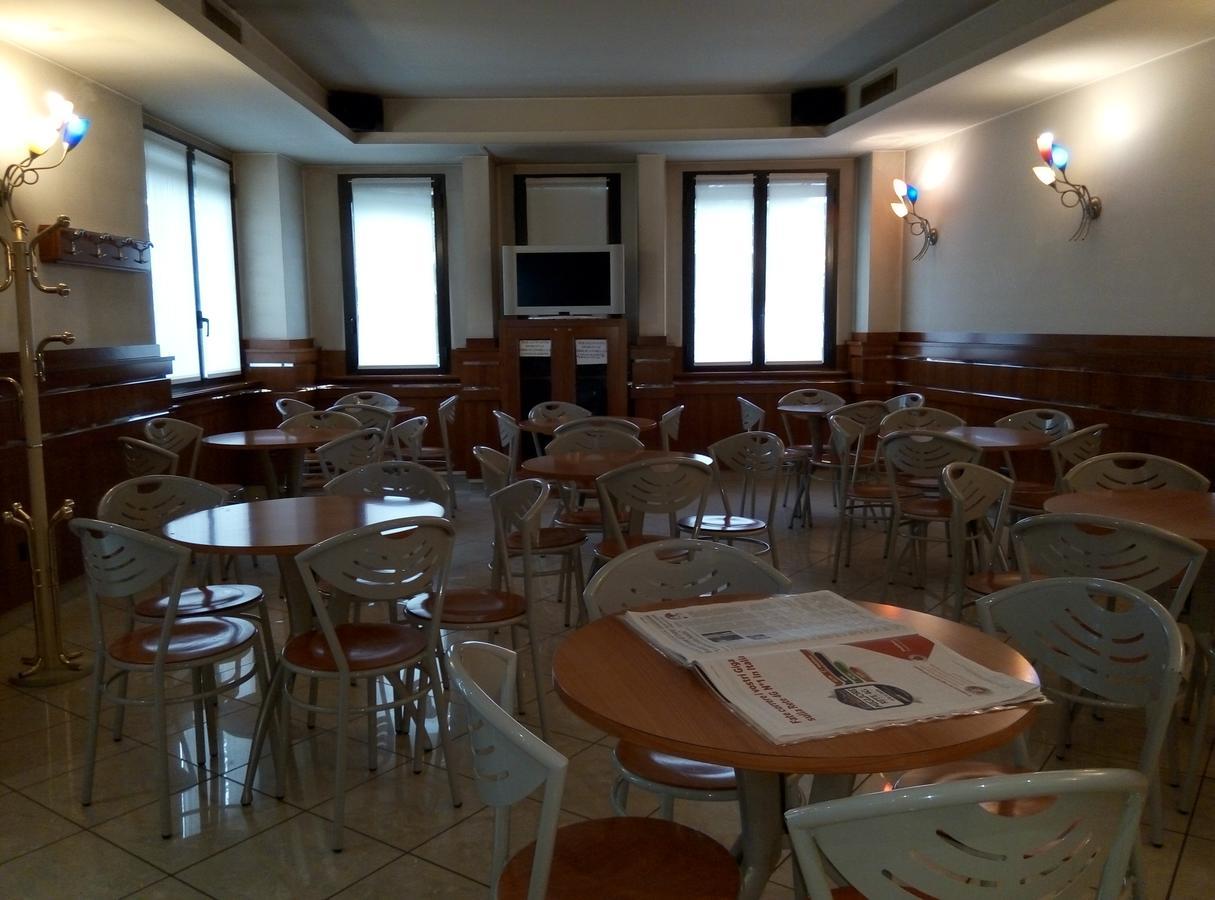 Hotel Cristallo Novara Kültér fotó