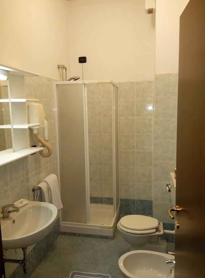 Hotel Cristallo Novara Kültér fotó